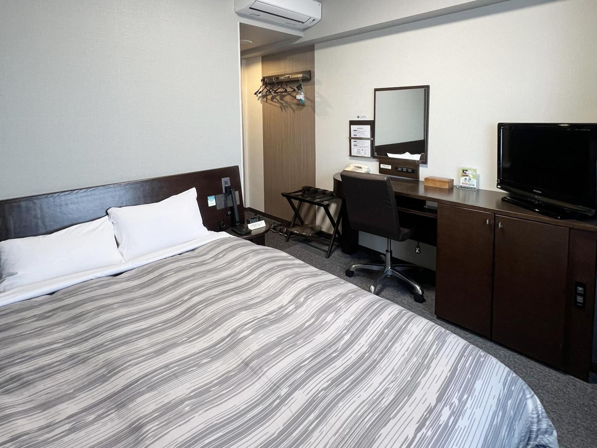 Hotel Route-Inn Shimodate Chikusei Экстерьер фото